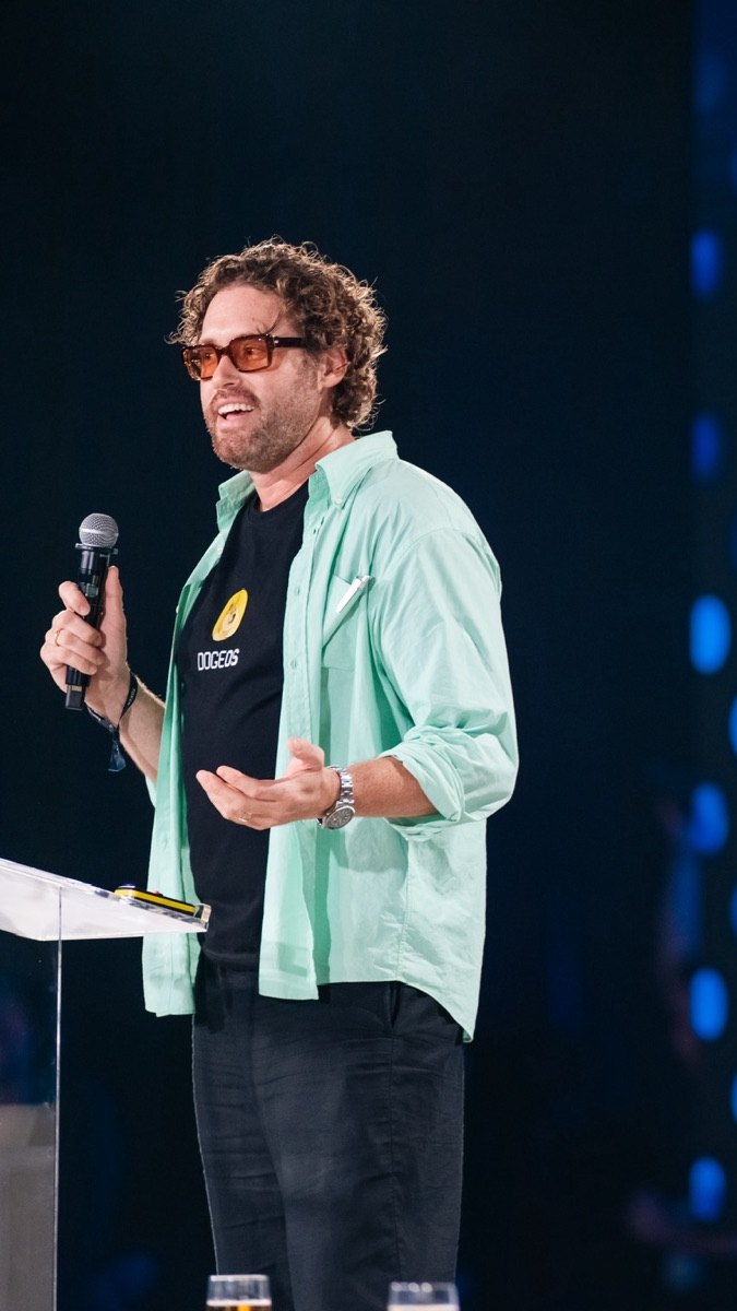 Sample clip frame: T.J. Miller mid-roast